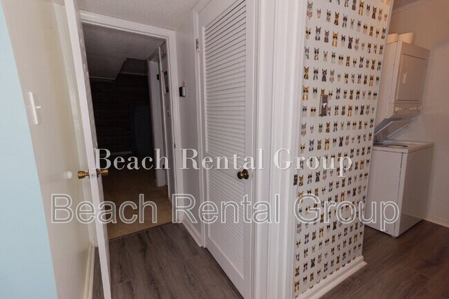 Foto del edificio - 609 Hillside Dr S