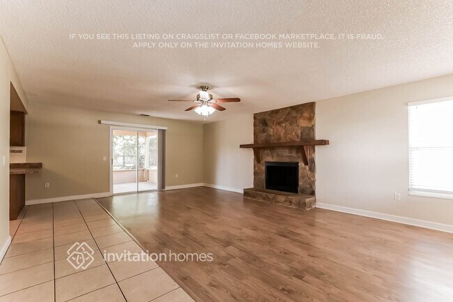 Foto del edificio - 1270 Navarre Dr