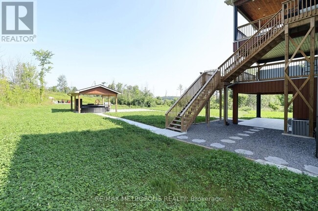 Building Photo - 118 Parkview Dr