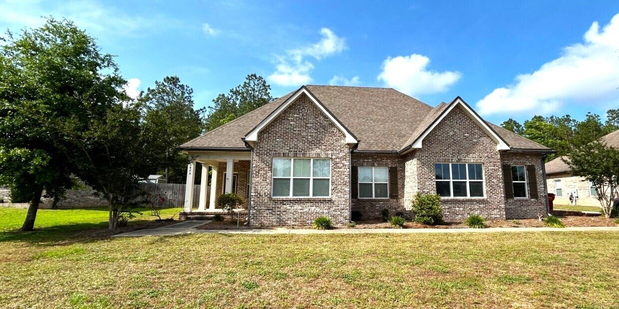 1475 Mill Creek Dr, Baker, FL 32531 House Rental in Baker, FL