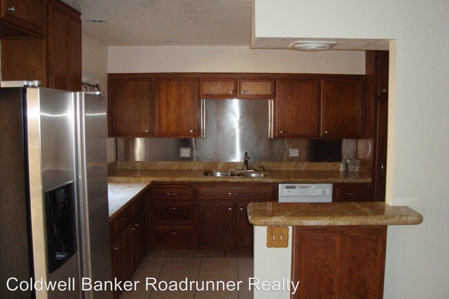 Building Photo - 6671 Quail Spring Ave