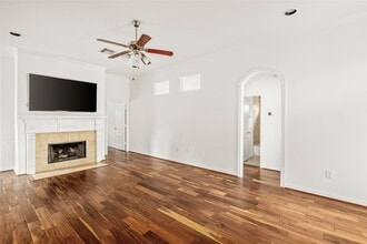 Building Photo - 1613 Saulnier St