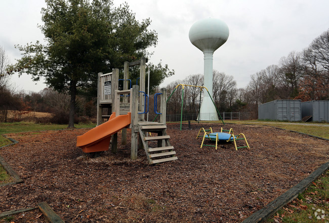 Building Photo - Leonardtown Village