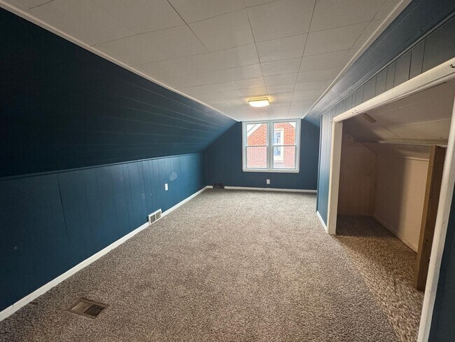 Foto del edificio - 16687 Collingham Dr