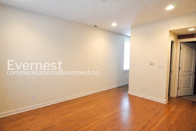 Foto del edificio - 1636 N North Park Avenue