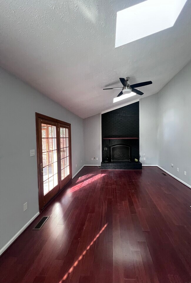 Foto del edificio - 11912 Millpond Ct