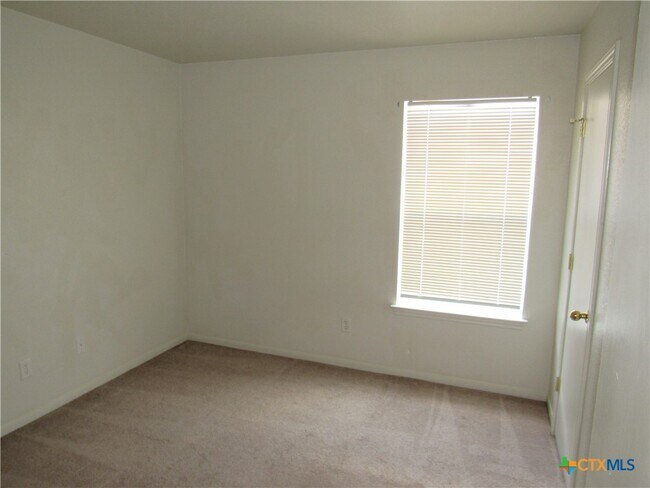 Foto del edificio - 1409 Cinch Dr