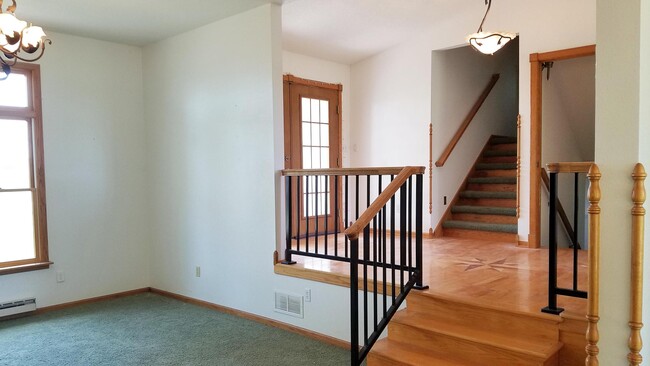 Entry Hall steps - 2446 260th St NW