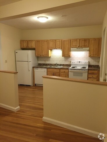 Building Photo - 142 Berkshire St