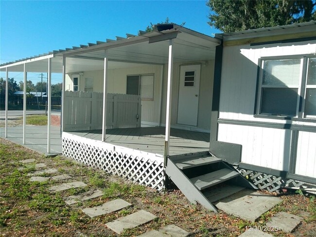 Foto del edificio - 2115 Bailey Rd