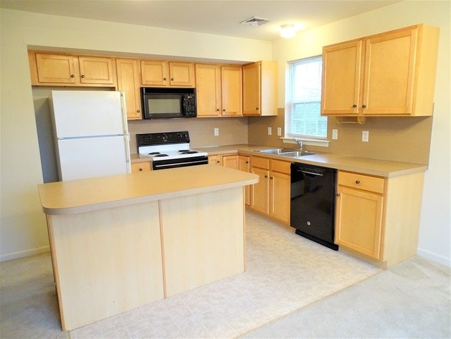 Building Photo - 1308 Hammon Ave