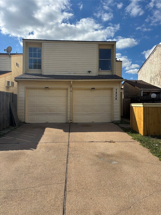 Building Photo - 7824 Windward Passage St
