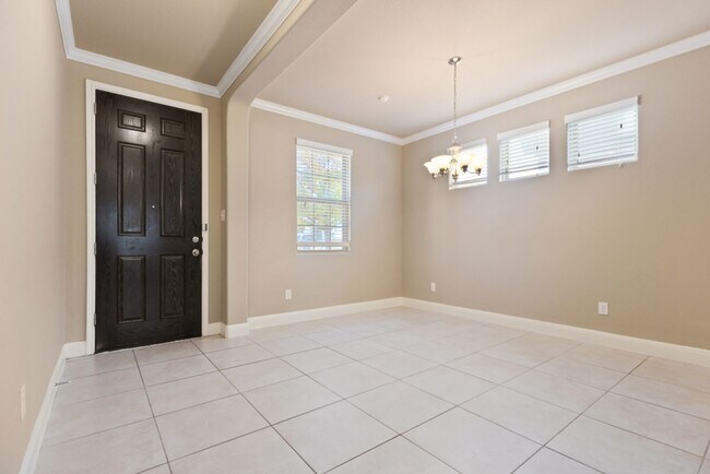Building Photo - 3 Bedroom/2.5 Bathroom Champions Park Subdivision