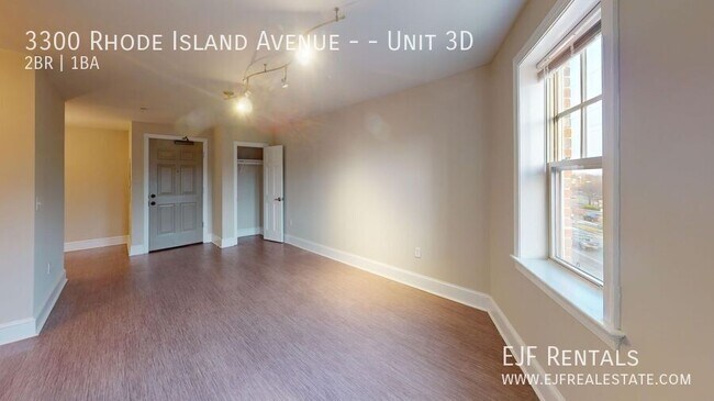 Foto del edificio - Luxurious 2 Bedroom Apartment in Singer Fl...