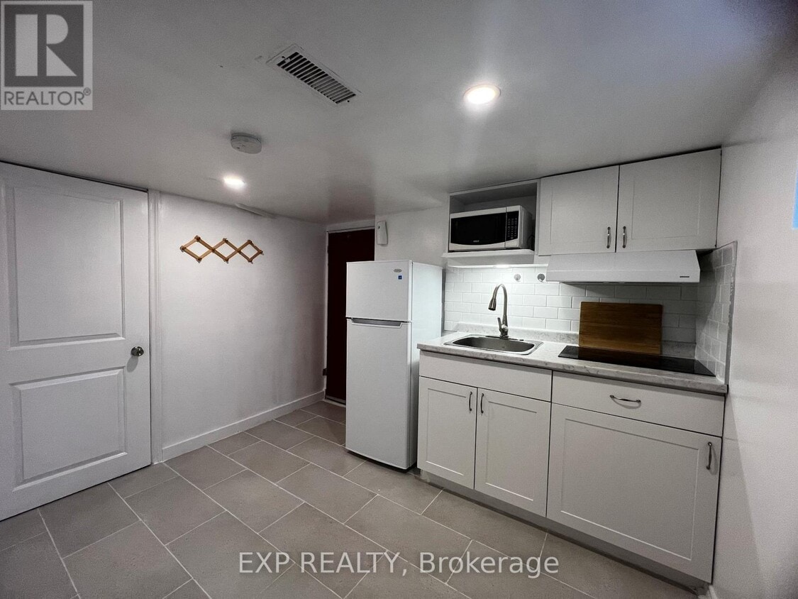 Photo principale - BSMT - 4424 SIXTH AVENUE