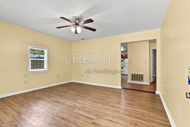 Foto del edificio - 4014 Parthenia Ave