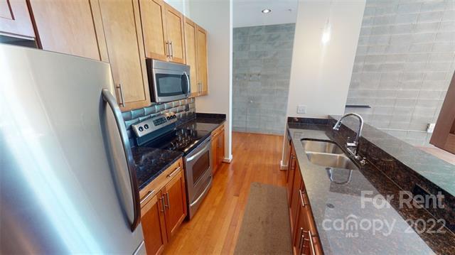 Building Photo - 2116 McClintock Rd