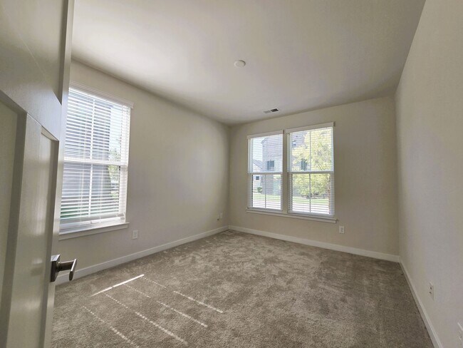 Building Photo - 2209 Catina Lane