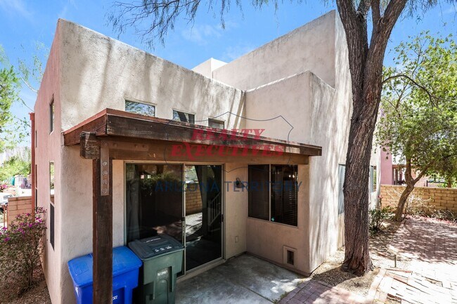Foto del edificio - Presidio at William Centre - 2 Bdrm, 2.5 Bath - Coming Soon