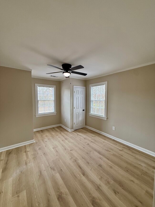 Foto del edificio - 135 King St