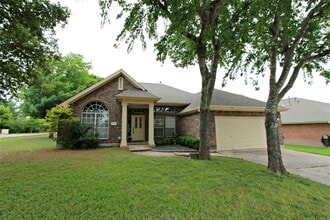 Building Photo - 500 Sophie Ct