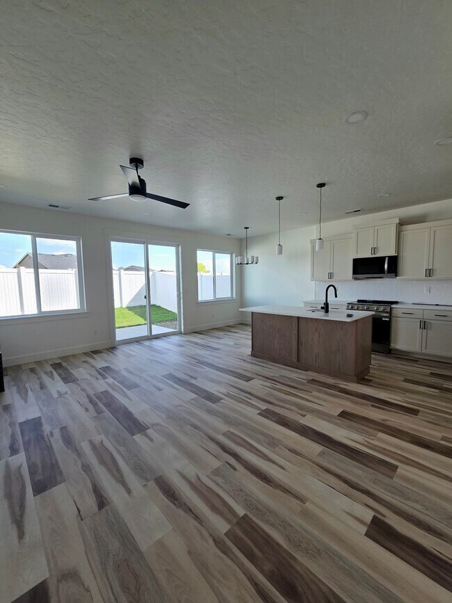 Foto del edificio - 4601 Highgarden Wy