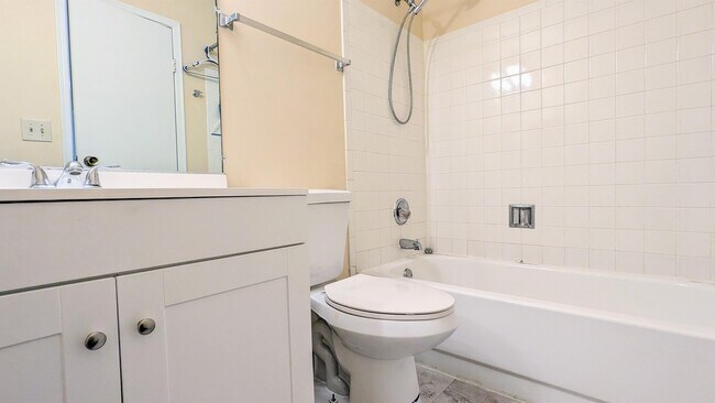 Foto del edificio - 2014 N Rand Rd