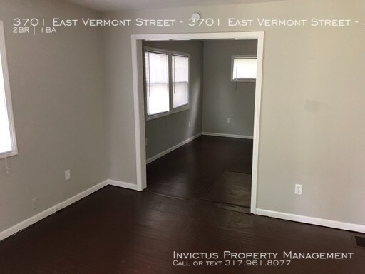 Building Photo - Move in Special!!!