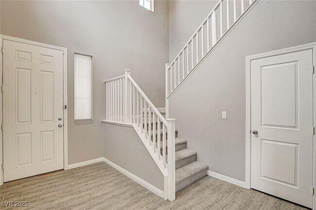 Foto del edificio - 6237 Fallsview Ct