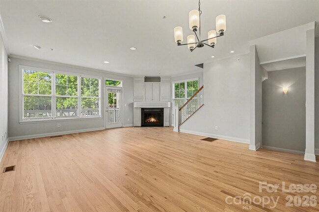 Foto del edificio - 841 W 4th St
