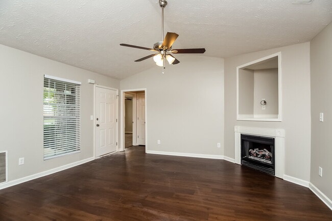 Building Photo - 420 Cathedral Dr