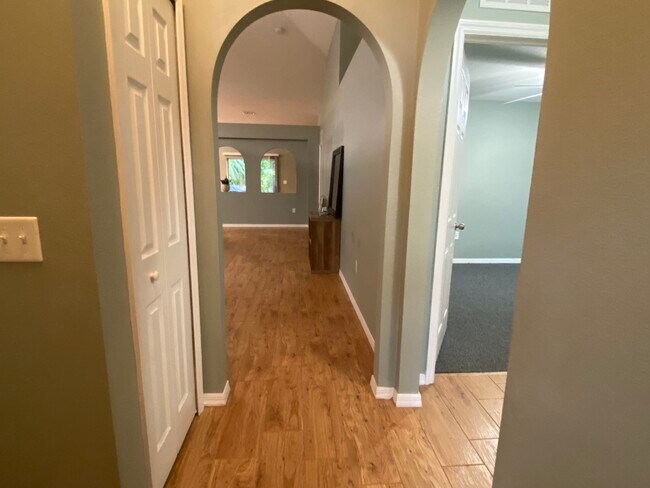 Foto del edificio - 3919 Sunset Cove Dr