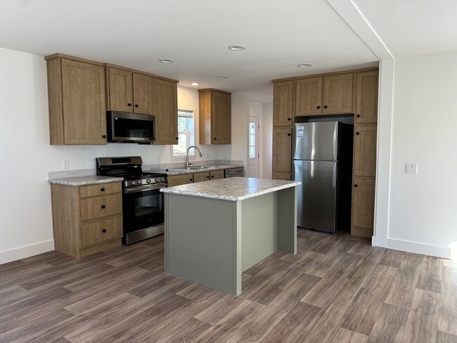 Foto del edificio - 3543 Warren Pl