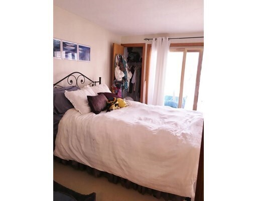 Foto del edificio - 552 E 5th St