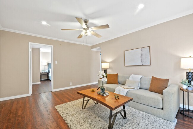 Foto del edificio - 13439 Roselle Ave