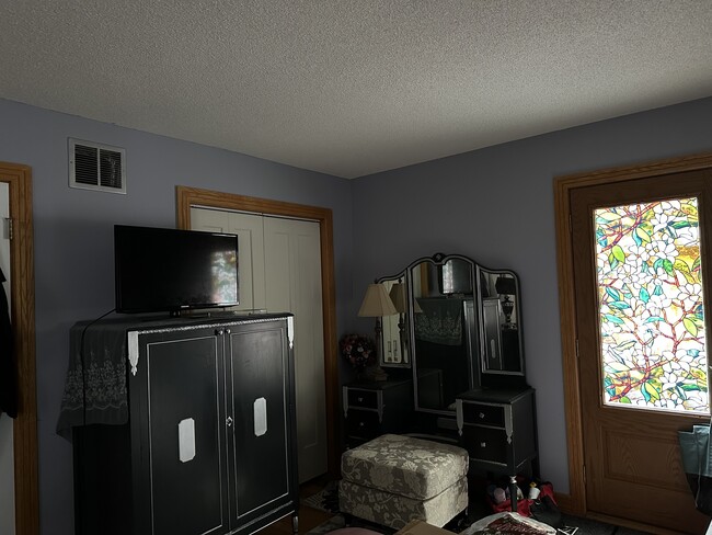 Building Photo - 20 Magnolia Hill