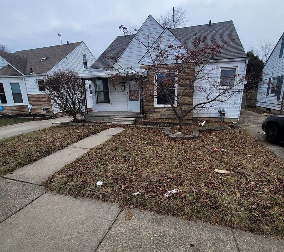 Foto principal - 21769 David Ave