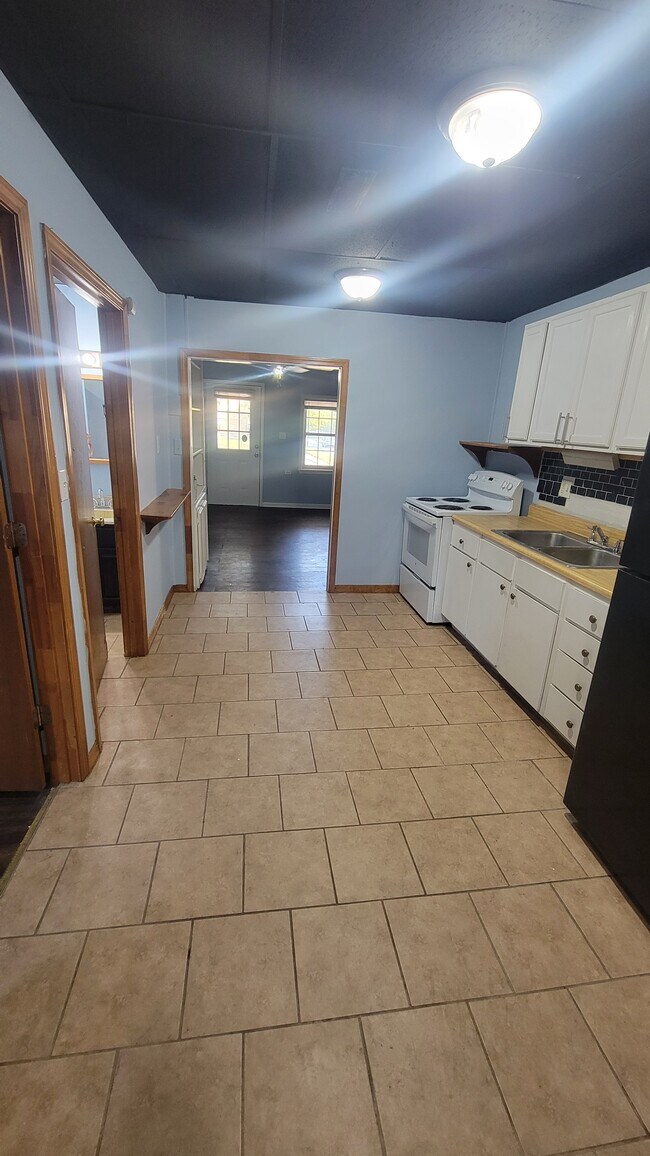Foto del edificio - 3682 Craig Ave