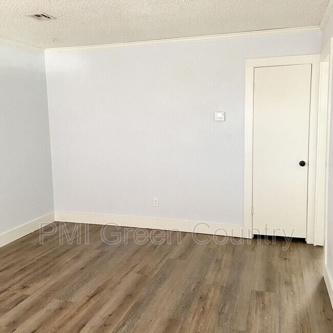 Foto del edificio - 801 Park St