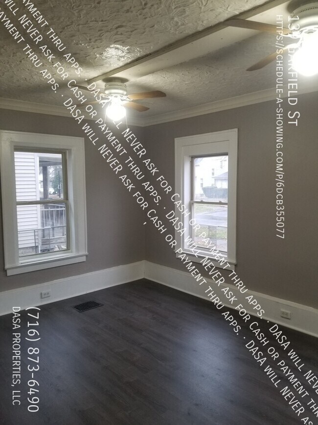Building Photo - 139 Garfield House - 3 Bed / 1 Bath
