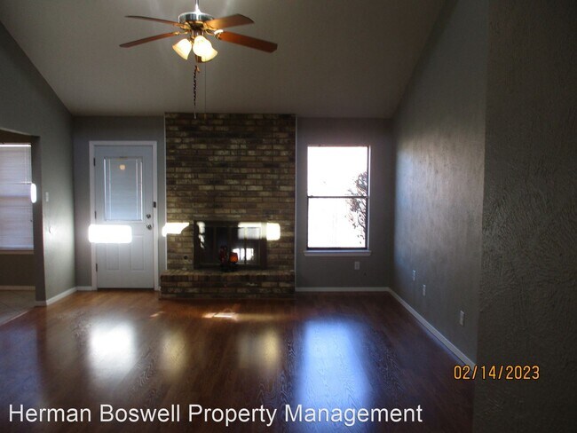 Building Photo - 3 br, 2 bath House - 3700 Dauphine Ct
