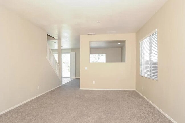 Building Photo - 2118 Bosc Ln