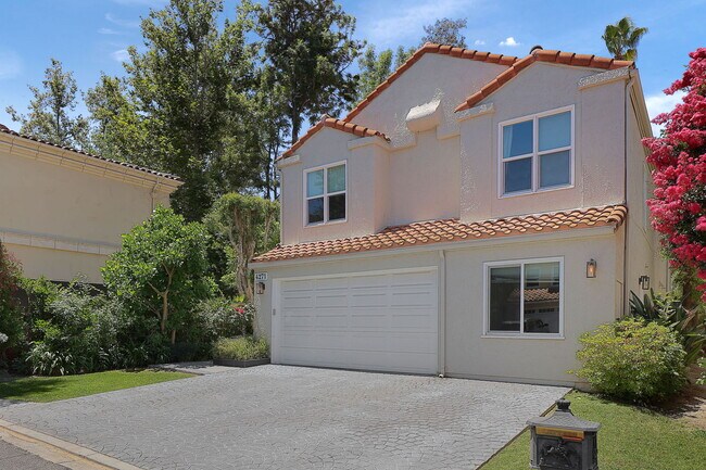 Building Photo - 4271 Park Paloma