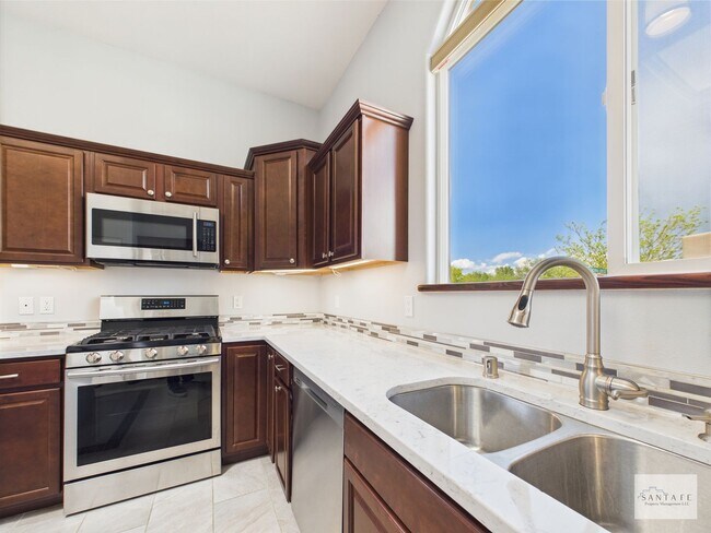 Building Photo - Bright & Airy | Spacious Kitchen, A/C & Ga...