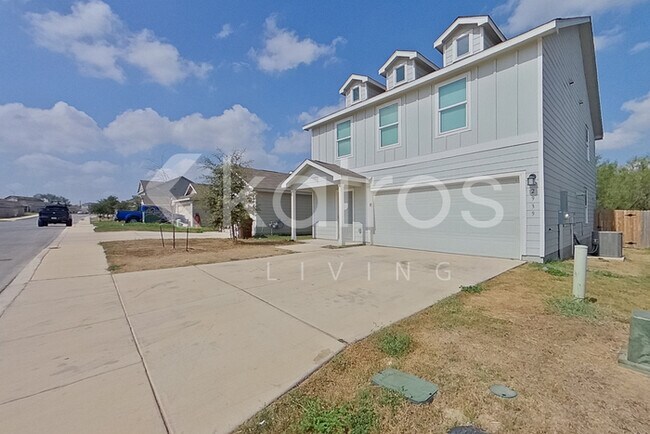 Foto del edificio - 2939 Ruby Crossing