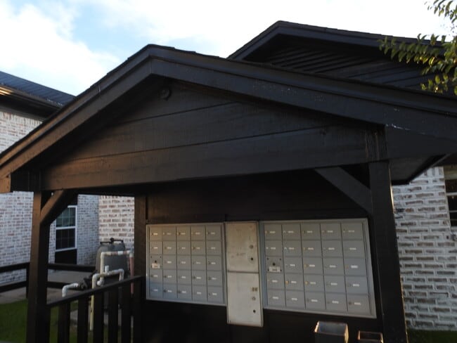 Mail Area - Tomball Ranch Apartments