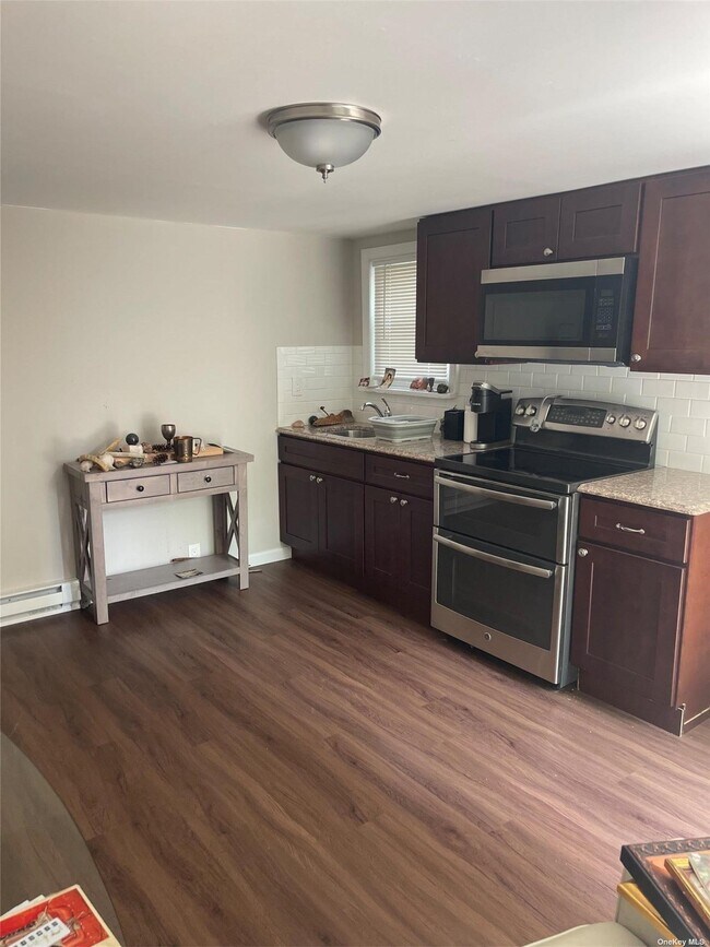 Building Photo - 91 Wall St