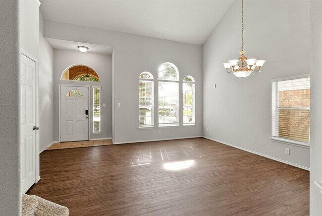Building Photo - 1838 Vernal Glen Cir