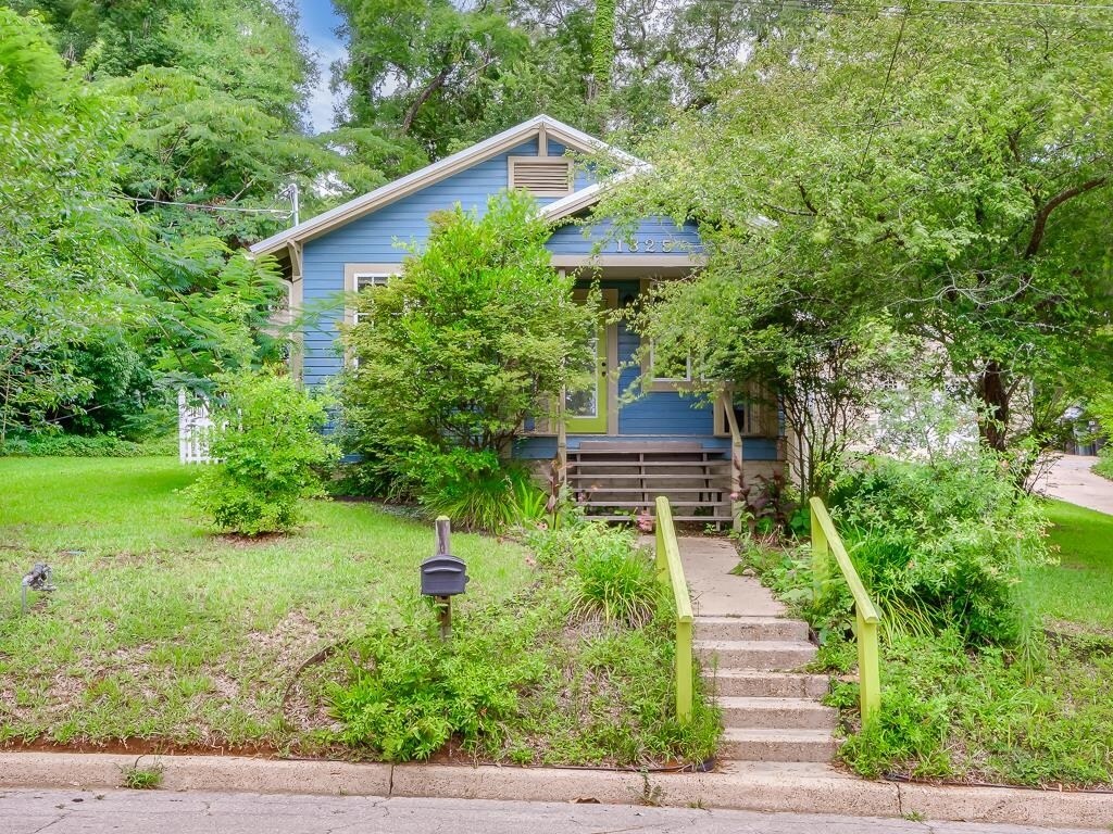 Foto principal - 1325 Branch St