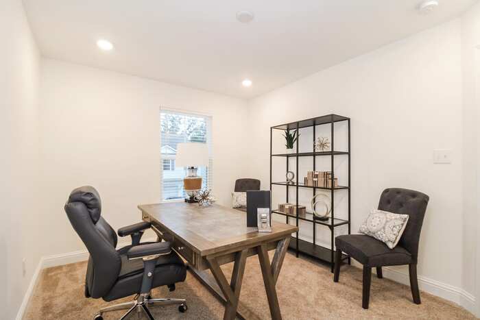 Foto del edificio - Overland Villas Townhomes